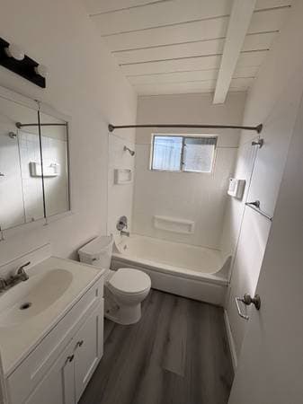 2BR/1BA Apartment on Manchester Rd · San Leandro photo 1