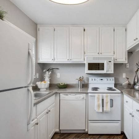 2BR/1BA Apartment on Porter St · Vallejo photo 4