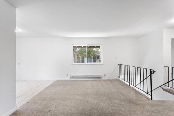 2BR/1BA Apartment on Alameda Ave · Alameda photo 5