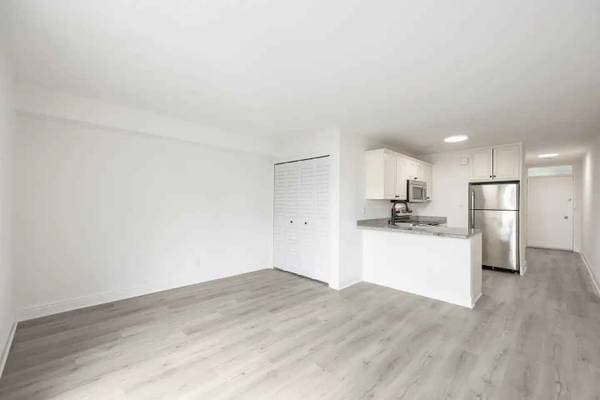 940 Guerrero Street (1082r) photo 3