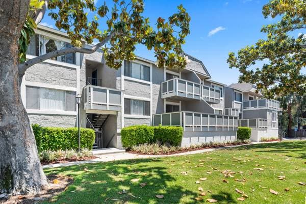 2BR/2BA Apartment on South Bascom Avenue · Campbell photo 4