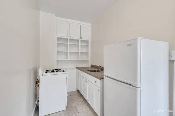 0BR/1BA Apartment · San Francisco photo 5