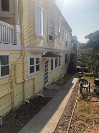 1BR/1BA Apartment · Oakland photo 1