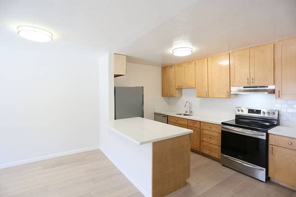 1BR/1BA Apartment on Vernon Street · Oakland photo 5