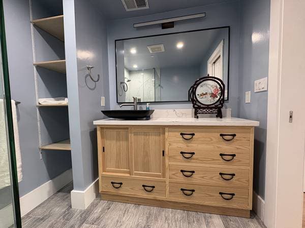 2BR/2BA Apartment · San Francisco photo 3