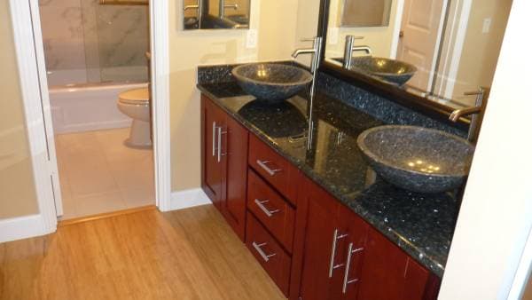 2BR/1BA Condo on North Civic Drive · Walnut Creek photo 3