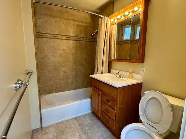 3BR/2BA Apartment · San Francisco photo 4