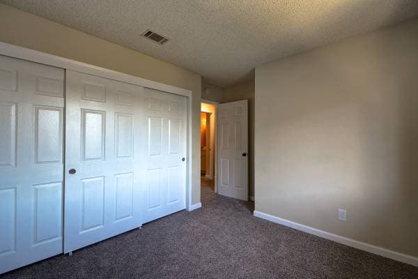 2BR/1BA Apartment on Fairfield Ave · Fairfield photo 4