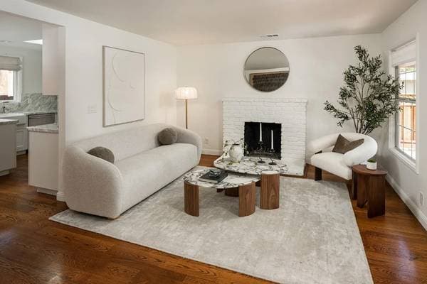 2BR/2BA Single Family House on Wildwood Ave · San Carlos photo 3