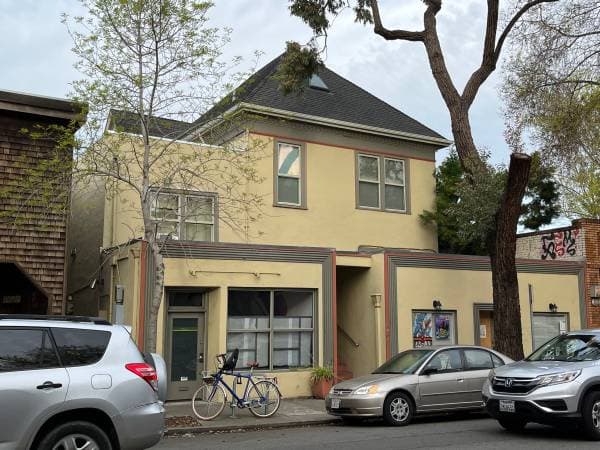 1BR/1BA Condo · Berkeley photo 1