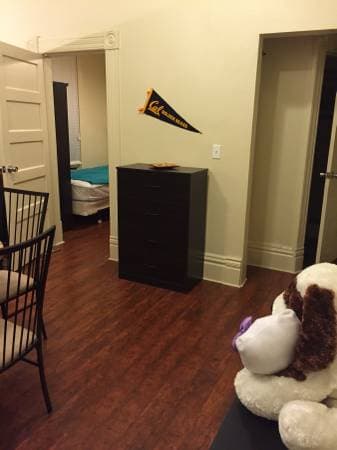 1BR/1BA Condo · Berkeley photo 3