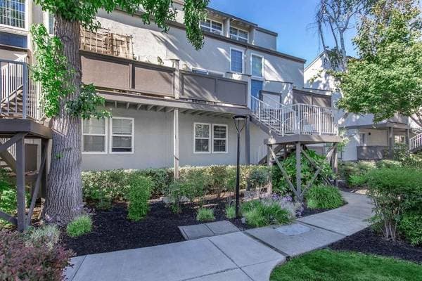 1BR/1BA Apartment on Contra Costa Boulevard · Pleasant Hill photo 1
