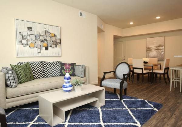 3BR/2BA Apartment on Business Center Dr. · Fairfield photo 5