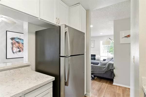1BR/1BA Apartment on Lakeville Cir · Petaluma photo 1