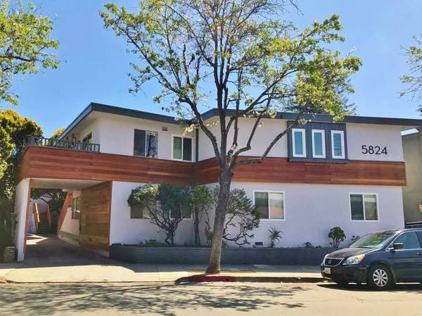 5824 College Avenue, Oakland, CA 94618 photo 2