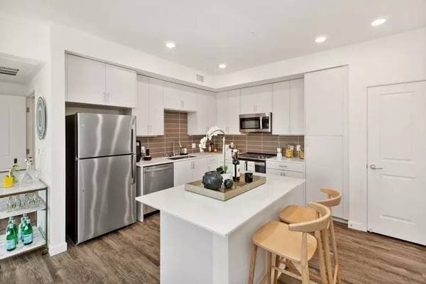 3BR/2BA Apartment on Yolanda Ave · Santa Rosa photo 2
