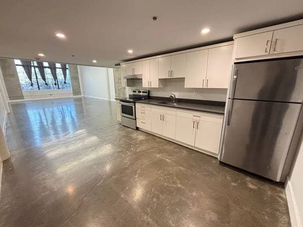 Lofts on International Boulevard Unit · Oakland photo 2