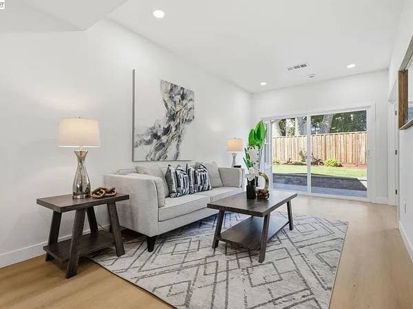 3BR/2BA Single Family House · Redwood City photo 5
