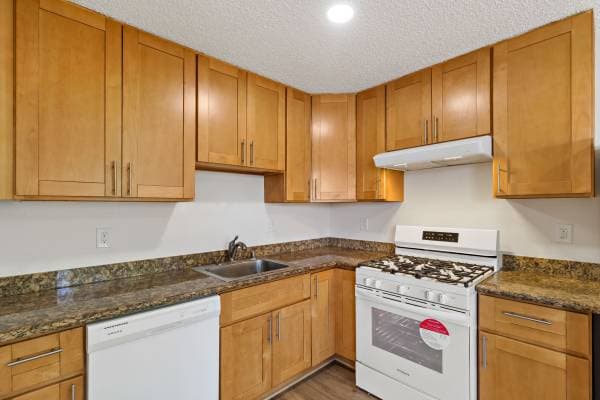 2BR/1BA Single Family House on 15th Street · Richmond photo 1