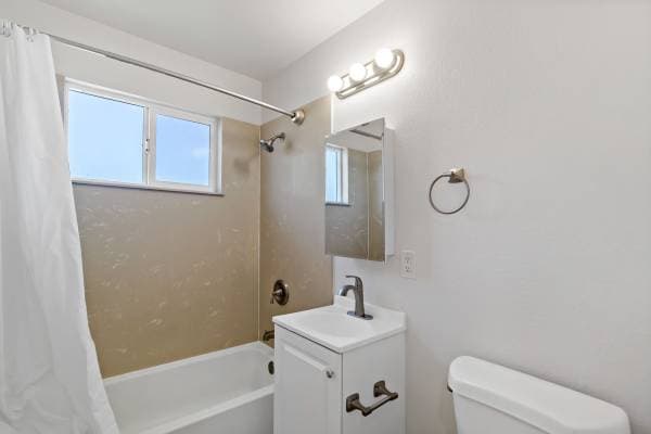 2BR/1BA Single Family House on 15th Street · Richmond photo 5