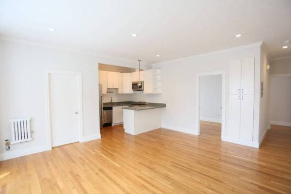 2BR/1BA Apartment · Oakland photo 3