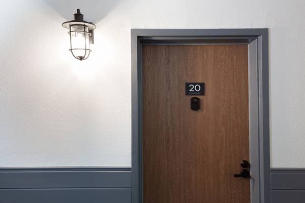1BR/1BA Apartment on Harder Road · Hayward photo 5