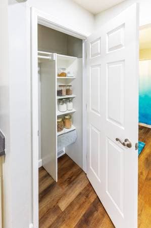 1BR/1BA Apartment on Lexington St · Fremont photo 3