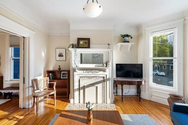 2BR/1BA Apartment · San Francisco photo 3