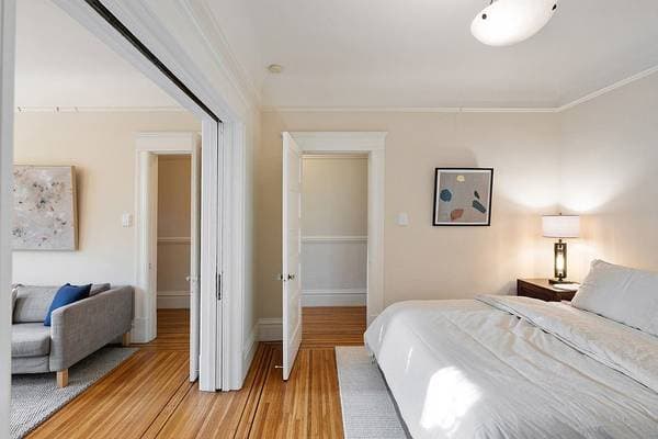 2BR/1BA Apartment · San Francisco photo 4
