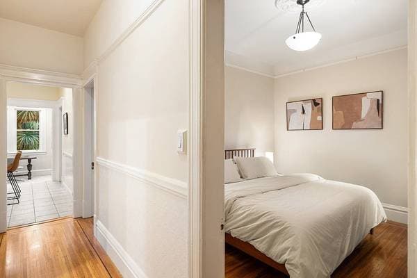 2BR/1BA Apartment · San Francisco photo 5