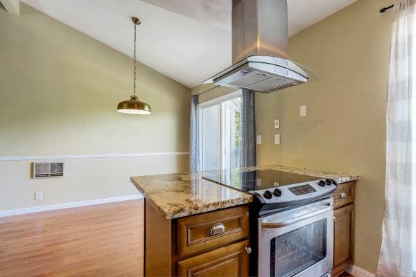 1BR/1BA Condo · Palo Alto photo 3