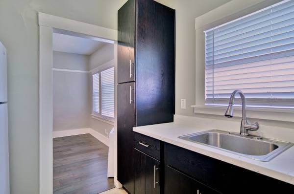 0BR/1BA Apartment on B St · Hayward photo 1