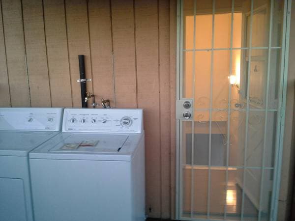 1BR/1BA Duplex · Hayward photo 4