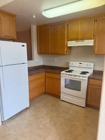 1BR/1BA Condo on Healdsburg Ave - · Cloverdale photo 2