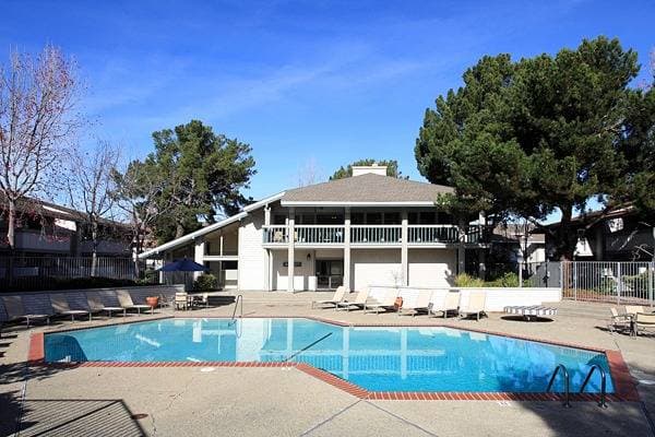 1BR/1BA Apartment on Catamaran Street · San Mateo photo 5