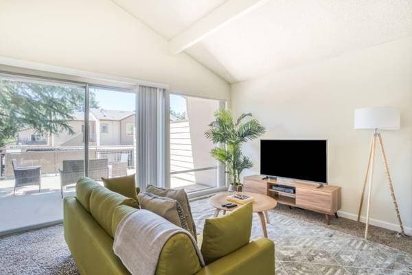 0BR/1BA Apartment on Westcliffe Lane · Walnut Creek photo 3