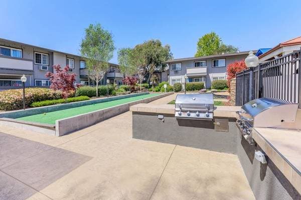 2BR/1BA Apartment on Stokes Street · San Jose photo 2