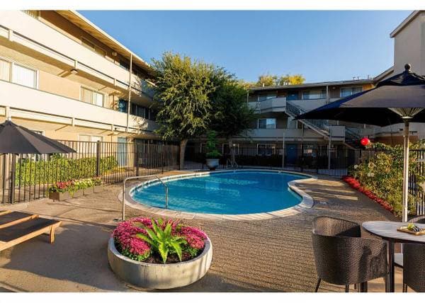 2BR/1BA Apartment on N Main St · Walnut Creek photo 5