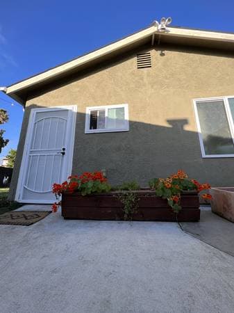 1BR/1BA Single Family House · Oakland photo 3