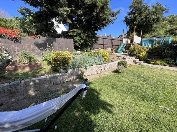 1BR/1BA Single Family House · Oakland photo 4