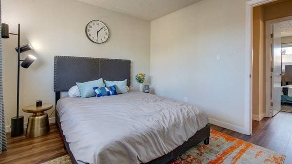 2BR/2BA Apartment on Fairfield Avenue · Fairfield photo 3