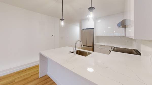 2BR/1BA Apartment on Jefferson · San Francisco photo 2