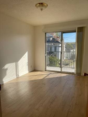 3BR/2BA Apartment · Berkeley photo 5