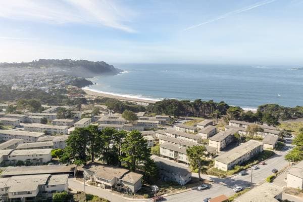 2BR/1BA Apartment · San Francisco photo 1