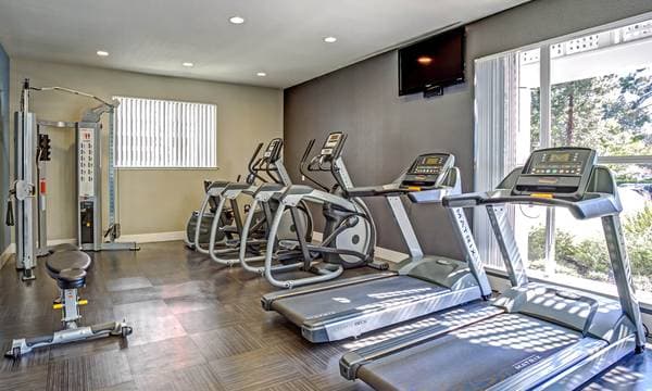 2BR/2BA Apartment on Pepper Tree Ln · Santa Clara photo 3