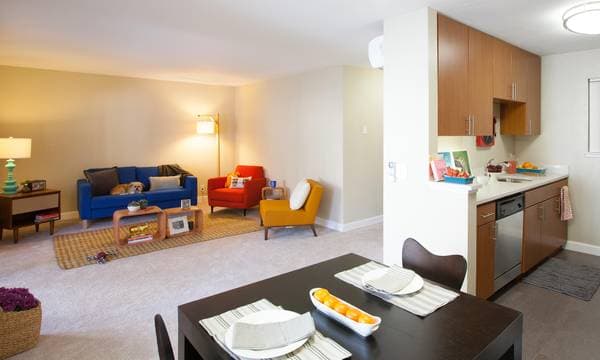 2BR/2BA Apartment on Pepper Tree Ln · Santa Clara photo 5