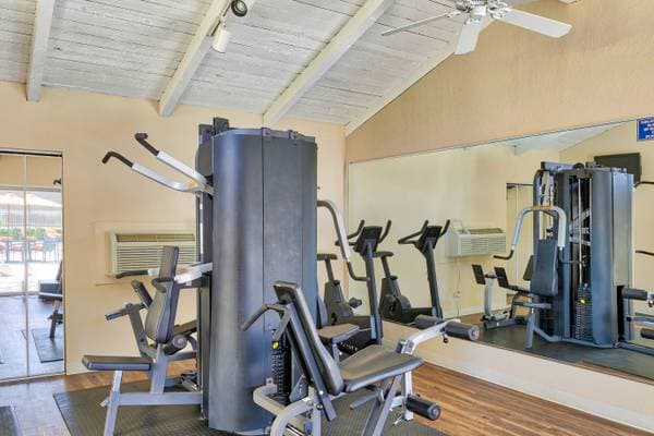 1BR/1BA Apartment on Golden Rd · Pleasanton photo 4