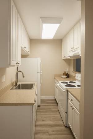 2BR/2BA Apartment on South Bascom Avenue · Campbell photo 5