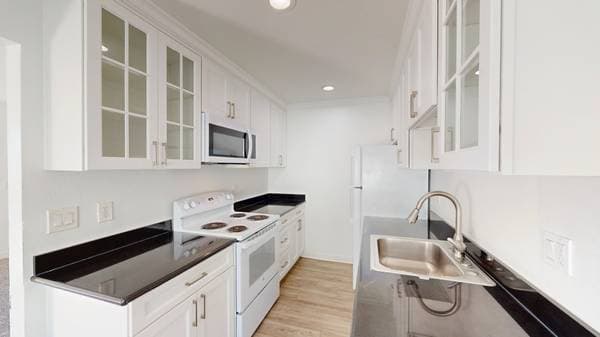 1BR/1BA Single Family House on Enfrente Rd - 12 · Novato photo 4