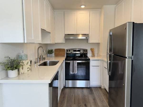 1BR/1BA Apartment on Hollis Avenue · Campbell photo 1